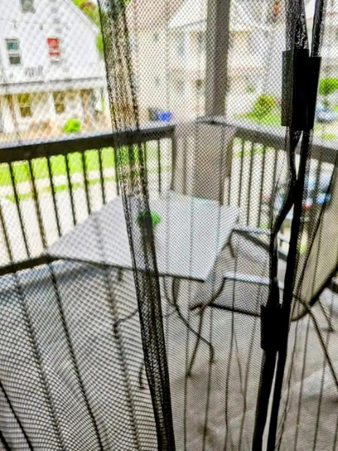 Lovely! Near Cleve Clinic/Uh/Cwru/Dwntwn W/Porch Βίλα Κλίβελαντ Εξωτερικό φωτογραφία